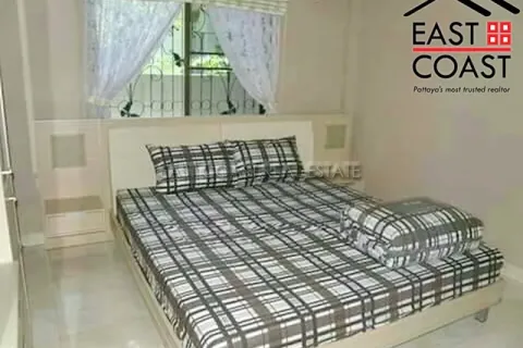 Casa de 3 dormitorios en Pattaya, Tailandia № 213777 - foto 4