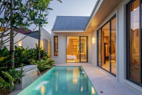 Villa in Phuket, Thailand 3 bedrooms № 167610