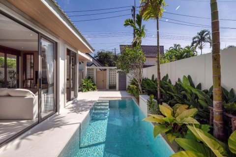 Villa in Phuket, Thailand 3 bedrooms № 167610 - photo 10