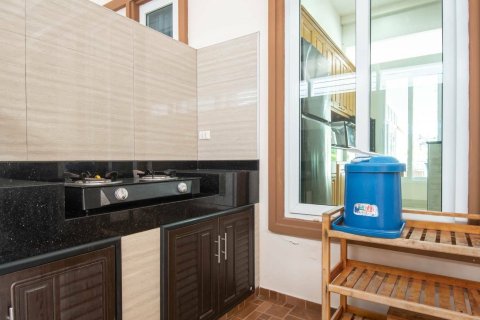 Villa in Pattaya, Thailand 4 bedrooms № 167607 - photo 28