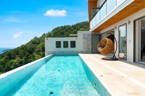 Villa in Ko Samui, Thailand 3 bedrooms № 166543 - photo 17