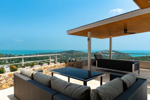 Villa in Ko Samui, Thailand 3 bedrooms № 166543 - photo 18