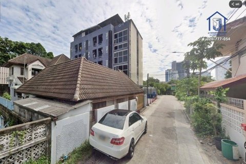 Maison à Nonthaburi, Thaïlande 6 chambres № 167320