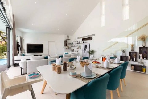 Villa in Ko Samui, Thailand 4 bedrooms № 116445 - photo 9