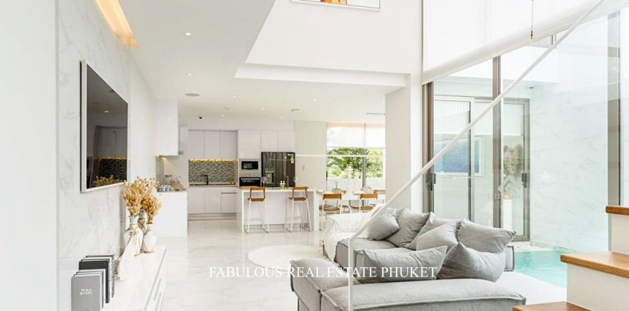 Villa in Bang Tao, Thailand 3 bedrooms № 179641