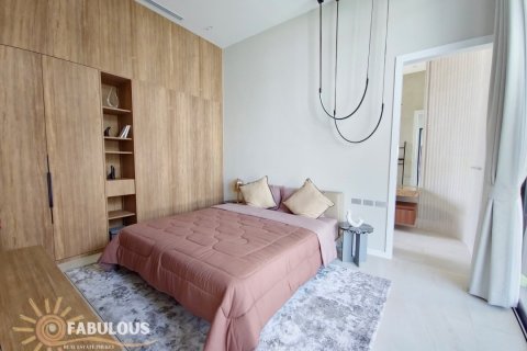 Villa in Bang Tao, Thailand 3 bedrooms № 179639 - photo 12