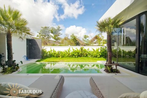 Villa in Bang Tao, Thailand 3 bedrooms № 179639 - photo 10