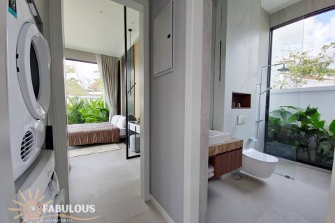 Villa in Bang Tao, Thailand 3 bedrooms № 179639 - photo 8