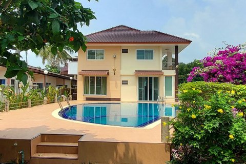 Отель в Клаенге, Таиланд  № 141840 - фото 29