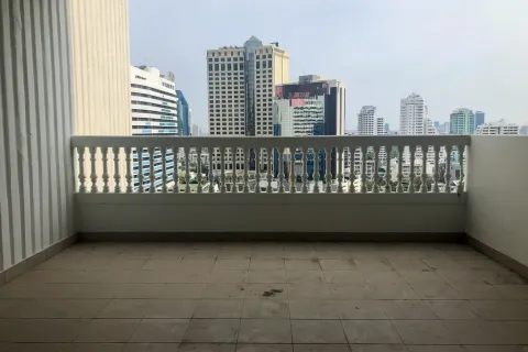 Condo à Watthana, Bangkok, Thaïlande, 3 chambres № 160800 - photo 8