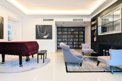 Condo in Watthana, Bangkok, Thailand, 3 bedrooms № 160805 - photo 19