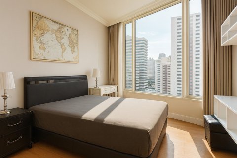 Condo in Watthana, Bangkok, Thailand, 3 bedrooms № 160805 - photo 14