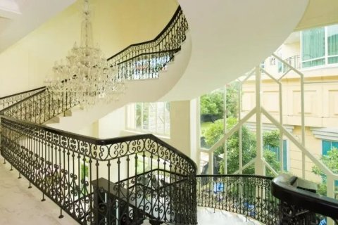 Condo in Watthana, Bangkok, Thailand, 3 bedrooms № 160805 - photo 20