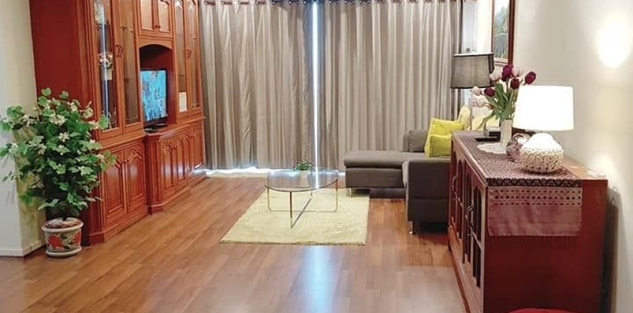 Condo in Bang Na, Bangkok, Thailand, 2 bedrooms  № 160804