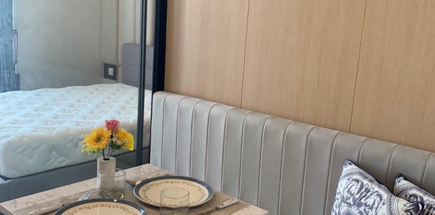 Студия в кондо в Ваттхане, Бангкок, Таиланд № 160806