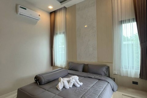 Villa in Pattaya, Thailand 4 Schlafzimmer № 214144 - Foto 10