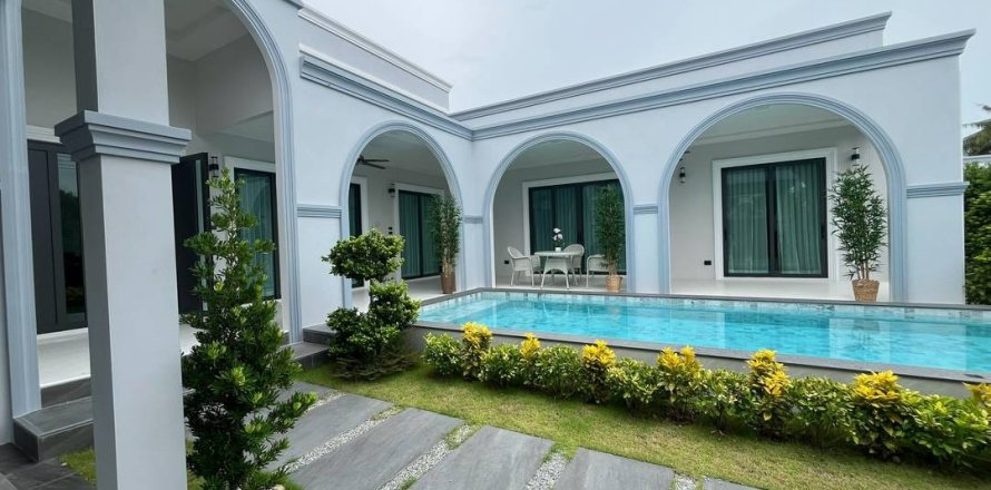 Villa in Pattaya, Thailand 4 Schlafzimmer № 214144