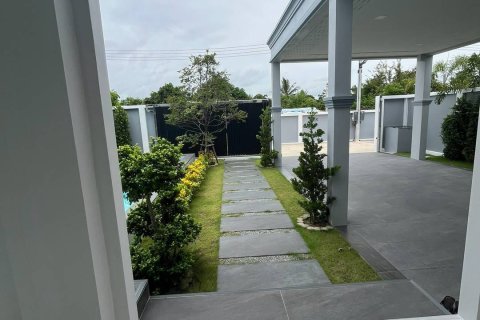 Villa in Pattaya, Thailand 4 Schlafzimmer № 214144 - Foto 4