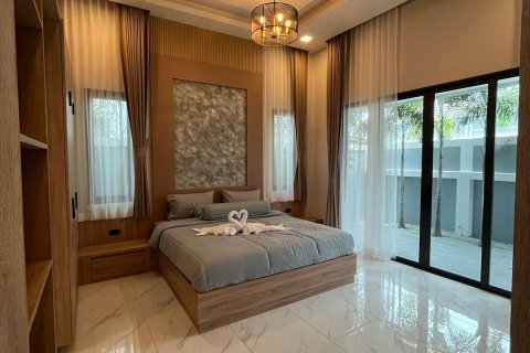 Villa in Pattaya, Thailand 4 Schlafzimmer № 214144 - Foto 13
