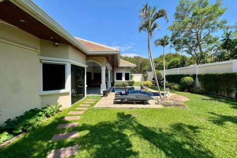 Villa in Pattaya, Thailand 3 Schlafzimmer № 214111 - Foto 3