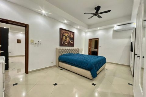 Villa in Pattaya, Thailand 3 Schlafzimmer № 214111 - Foto 15