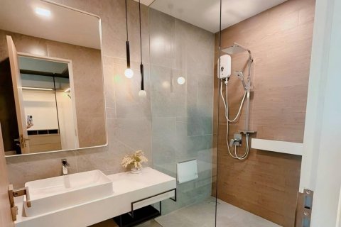 Casa de 4 dormitorios en Bangkok, Tailandia № 233630 - foto 12