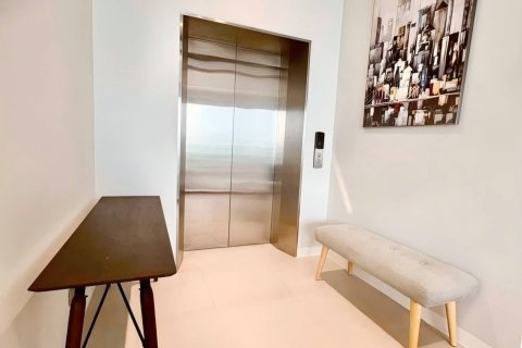 Condominio de 2 dormitorios en Bangkok, Tailandia № 233627 - foto 16