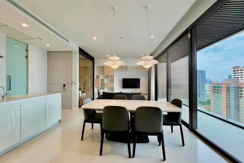 Condominio de 2 dormitorios en Bangkok, Tailandia № 233627 - foto 4