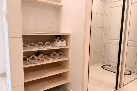 Condominio de 3 dormitorios en Bangkok, Tailandia № 233625 - foto 22