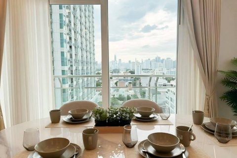 Condominio de 3 dormitorios en Bangkok, Tailandia № 233625 - foto 6