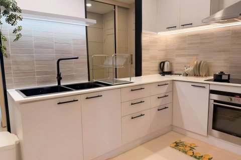 Condominio de 3 dormitorios en Bangkok, Tailandia № 233625 - foto 11