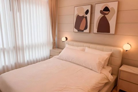 Condominio de 3 dormitorios en Bangkok, Tailandia № 233625 - foto 18