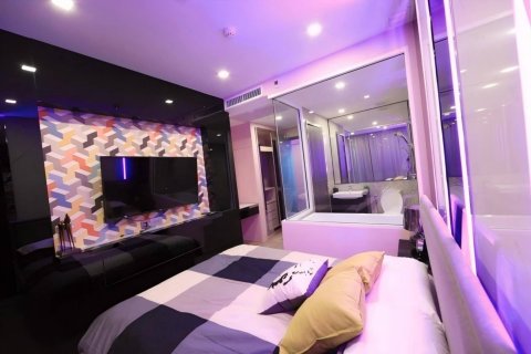 Condominio de 3 dormitorios en Bangkok, Tailandia № 233628 - foto 9