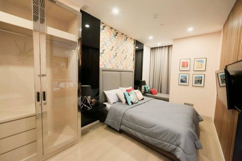 Condominio de 3 dormitorios en Bangkok, Tailandia № 233628 - foto 11