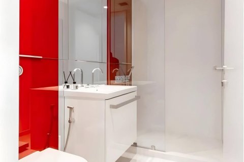 Condominio de 2 dormitorios en Bangkok, Tailandia № 233626 - foto 15