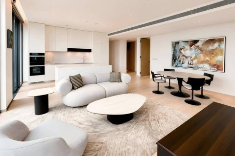 Ático de 3 dormitorios en Bangkok, Tailandia № 233629 - foto 3