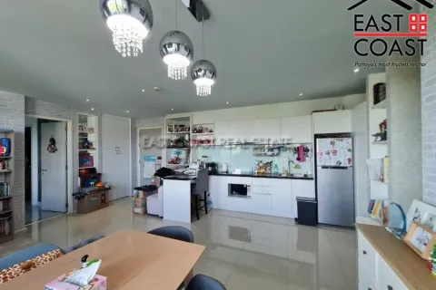 Condominio de 2 dormitorios en Jomtien Beach, Pattaya, Tailandia № 213707 - foto 12