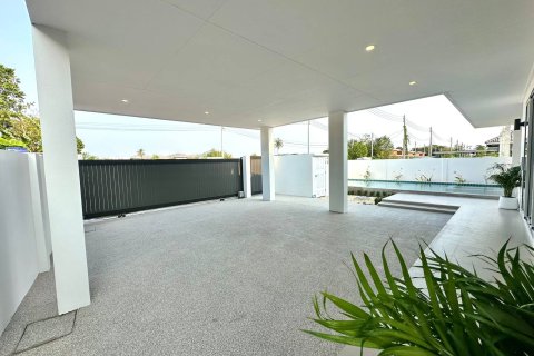 Chalet de 3 dormitorios en Hua Hin, Tailandia № 169887 - foto 16