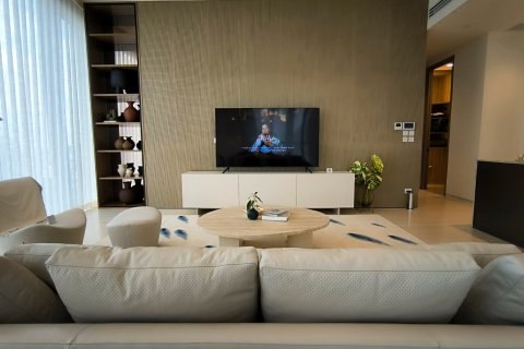 Condo in Bangkok, Thailand, 2 bedrooms № 169886 - photo 4