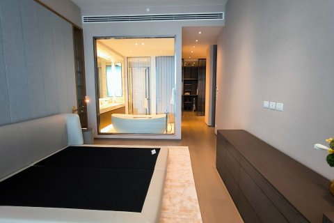 Condo in Bangkok, Thailand, 2 bedrooms № 169886 - photo 9