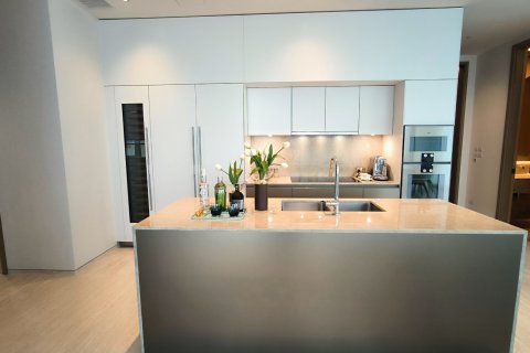 Condo in Bangkok, Thailand, 2 bedrooms № 169886 - photo 5