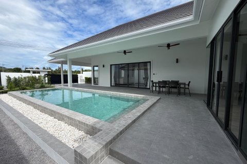 Villa in Hua Hin, Thailand 3 bedrooms № 169891 - photo 16