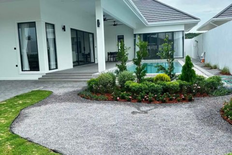 Villa in Hua Hin, Thailand 3 bedrooms № 169891 - photo 1