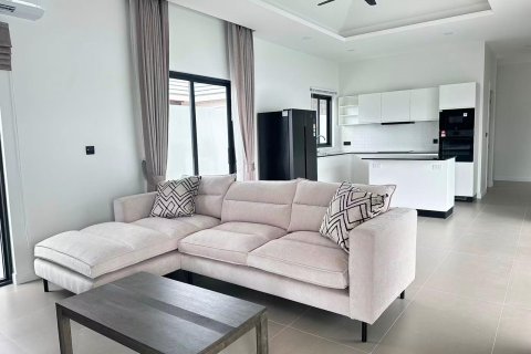 Villa in Hua Hin, Thailand 3 bedrooms № 169891 - photo 5