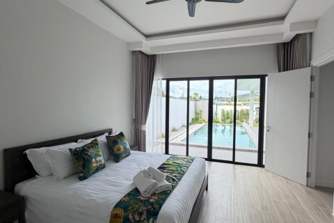 Villa in Hua Hin, Thailand 3 bedrooms № 169891 - photo 10