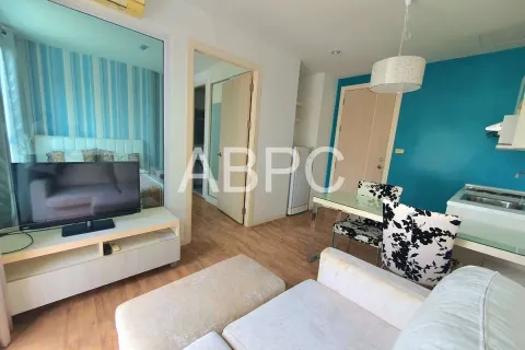 Condominio de 1 dormitorio en Jomtien Beach, Pattaya, Tailandia № 211929 - foto 2