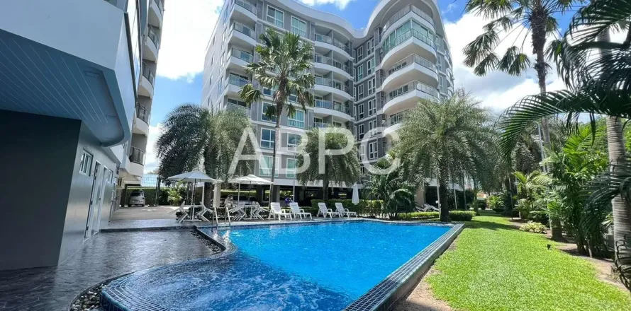Condominio de 3 dormitorios en Pattaya, Tailandia № 211927