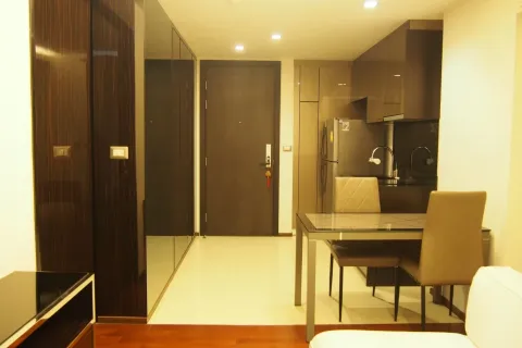 Studio in the Condo in Watthana, Bangkok, Thailand  № 160672 - photo 2