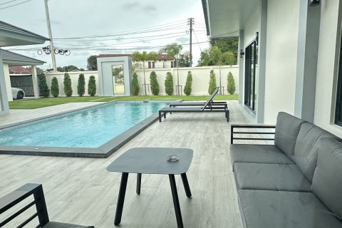 Villa in Pattaya, Thailand 4 bedrooms № 161039 - photo 7