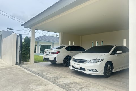 Villa in Pattaya, Thailand 4 bedrooms № 161039 - photo 10